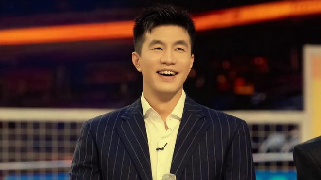 郭艾伦下午4点18自宣！11月13日空降京城,再次尝试脱口秀值得期待