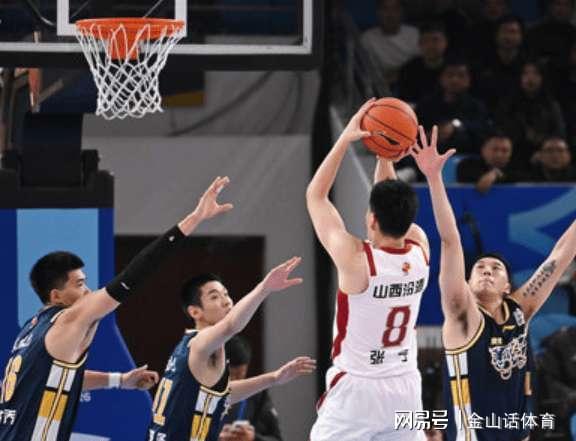 太全面了！俱乐部杯赛首战砍25分5板11助，网友: 国家队的水平