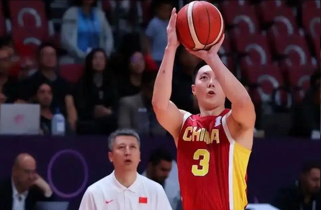 有能打的为什么不选！两国家队遗珠打脸郭士强，教练组脸疼不？