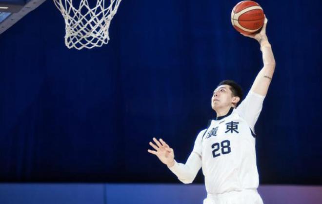 15+14！广东大将制霸内线 他是球队冲冠重要砝码