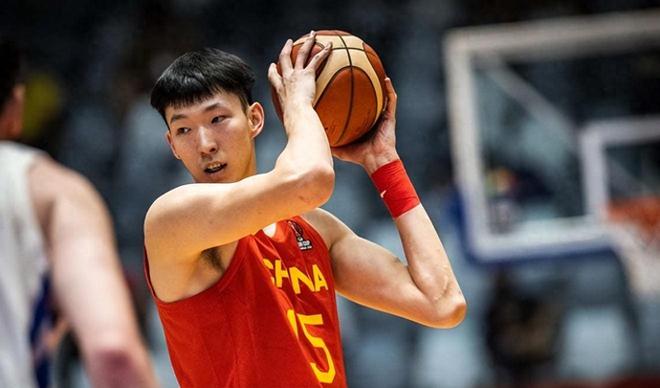 深夜10点！中国篮协公布男篮19人集训名单，球迷：有三个想不到