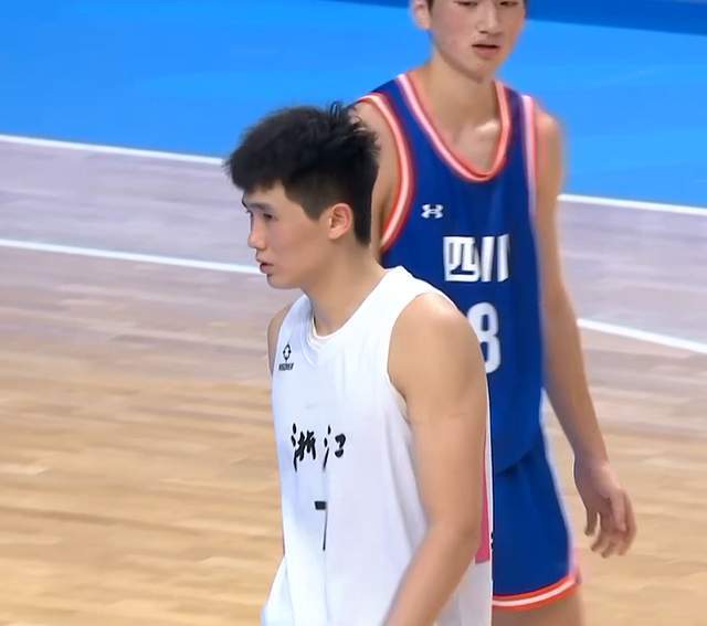 拒绝爆冷！浙江进4强，与山东会师，李悦洲爆砍51分，骆金州40分